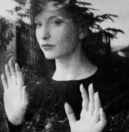 Maya Deren fotoğrafı