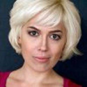 Ashley-Rebekah Faulkner fotoğrafı