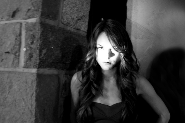 Sarah Butler Fotoğrafı