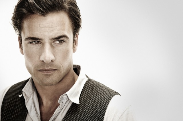 Stephan Luca Fotoğrafı