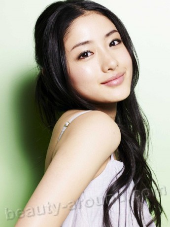 Satomi Ishihara Fotoğrafı