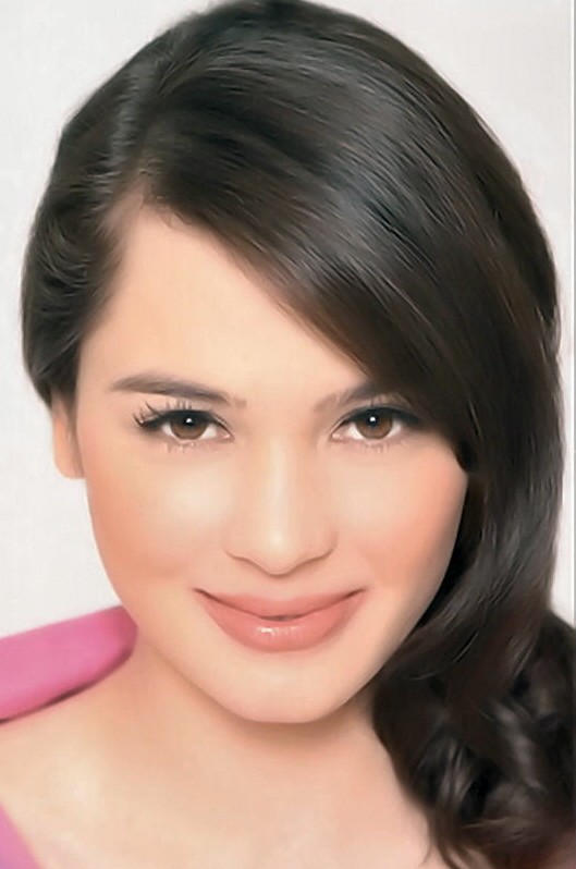 Kristine Hermosa fotoğrafı