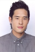 Raymond Lee fotoğrafı