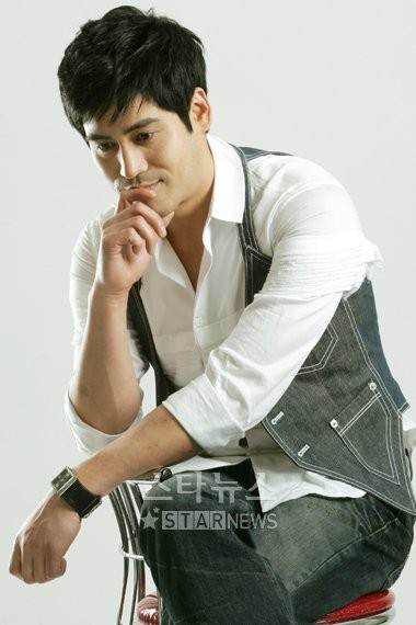 Lee Hyeong-cheol fotoğrafı