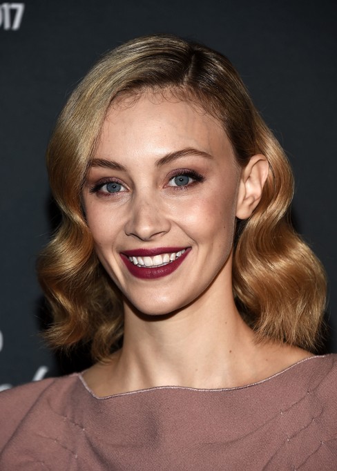 Sarah Gadon Fotoğrafı