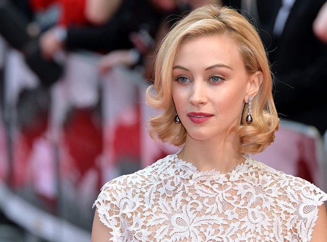 Sarah Gadon Fotoğrafı