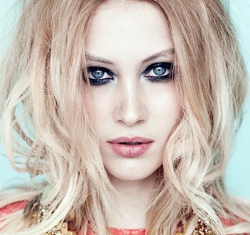 Sarah Gadon Fotoğrafı