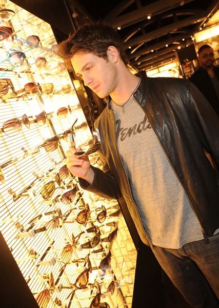 Steven R. McQueen Fotoğrafı