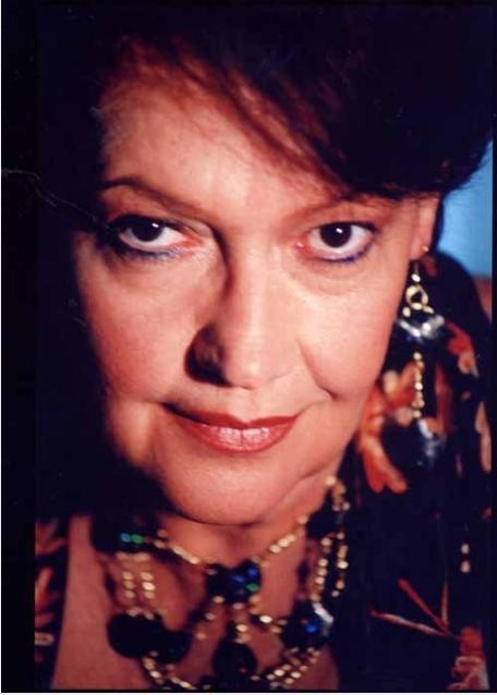 Lillian Hurst fotoğrafı