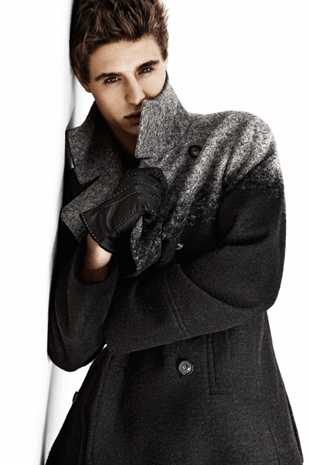 Max Irons Fotoğrafı