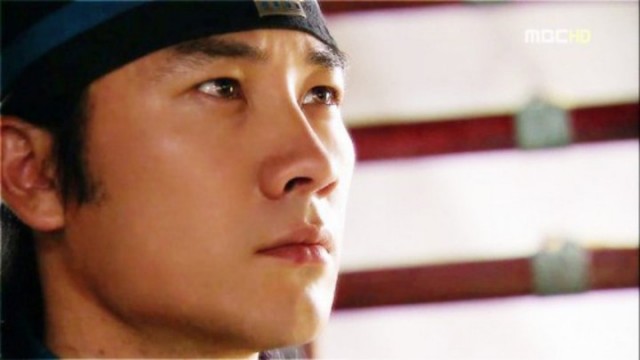 Uhm Tae-woong Fotoğrafı