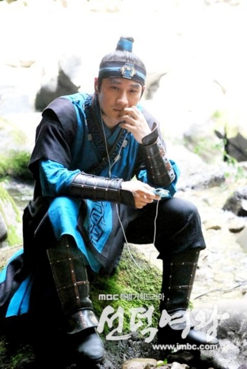 Uhm Tae-woong Fotoğrafı