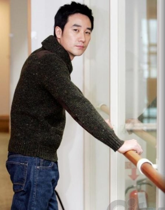 Uhm Tae-woong Fotoğrafı
