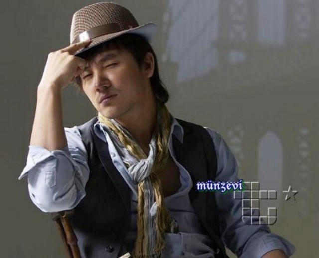 Uhm Tae-woong Fotoğrafı