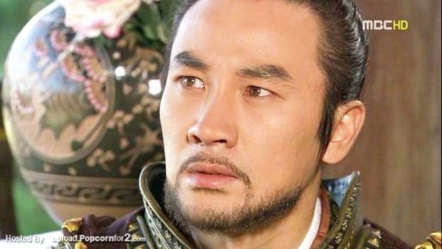 Uhm Tae-woong Fotoğrafı