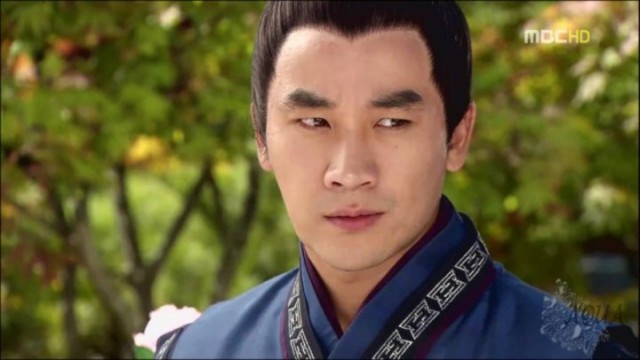 Uhm Tae-woong Fotoğrafı