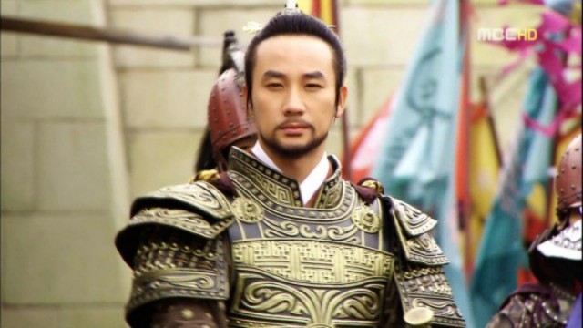 Uhm Tae-woong Fotoğrafı