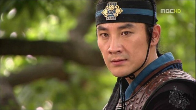 Uhm Tae-woong Fotoğrafı