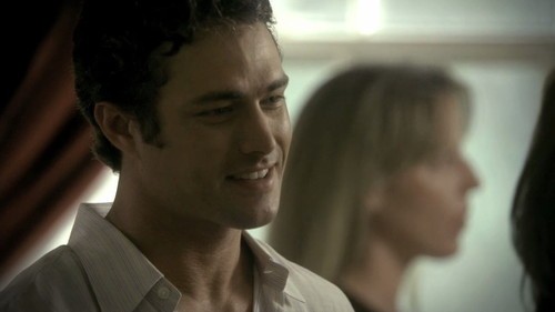 Taylor Kinney fotoğrafı