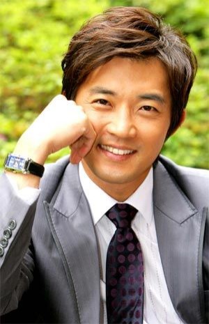 Ahn Jae-wook Fotoğrafı
