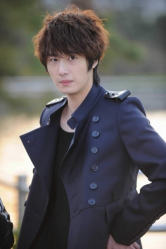 Jung Il Woo Fotoğrafı