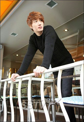 Jung Il Woo Fotoğrafı