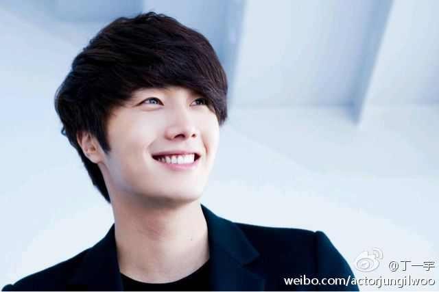 Jung Il Woo Fotoğrafı
