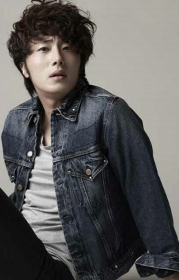 Jung Il Woo Fotoğrafı