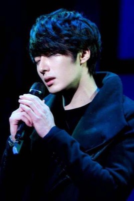 Jung Il Woo Fotoğrafı