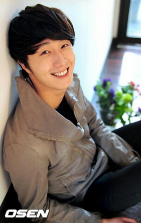 Jung Il Woo Fotoğrafı