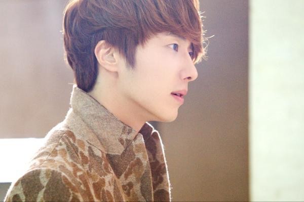 Jung Il Woo Fotoğrafı
