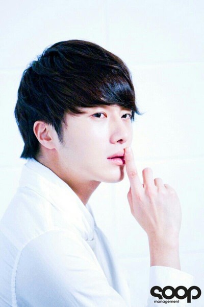 Jung Il Woo Fotoğrafı