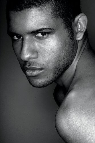 Jeffrey Bowyer-Chapman fotoğrafı