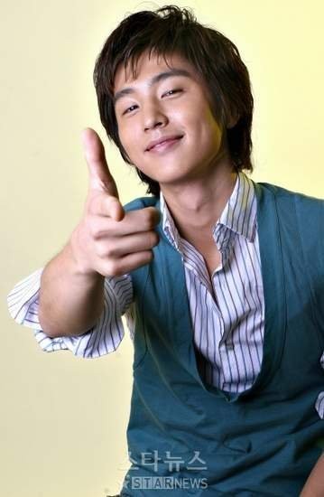 Shin Dong Wook Fotoğrafı