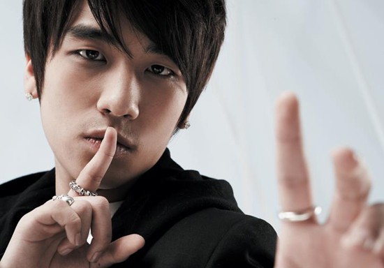 Seung-Ri fotoğrafı