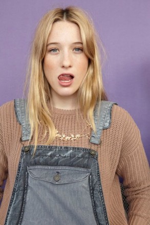 Sophie Lowe Fotoğrafı