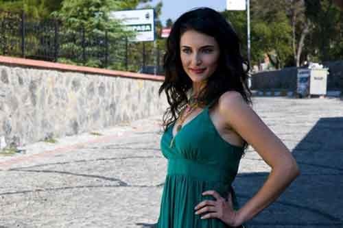 Aslıhan Gürbüz Fotoğrafı