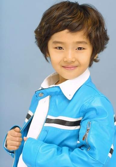 Kang Lee-suk fotoğrafı