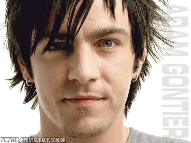 Adam Gontier Fotoğrafı