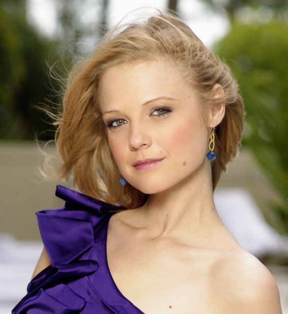 Ana Layevska Fotoğrafı