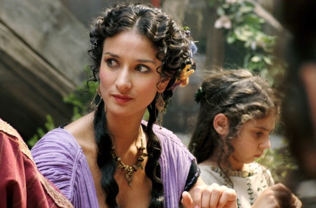Indira Varma fotoğrafı
