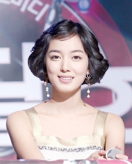 Lee So-Yeon fotoğrafı