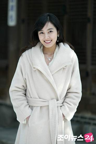 Lee So-Yeon Fotoğrafı