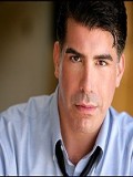 Bryan Batt fotoğrafı