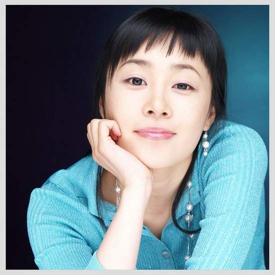 Moon Jung-hee fotoğrafı