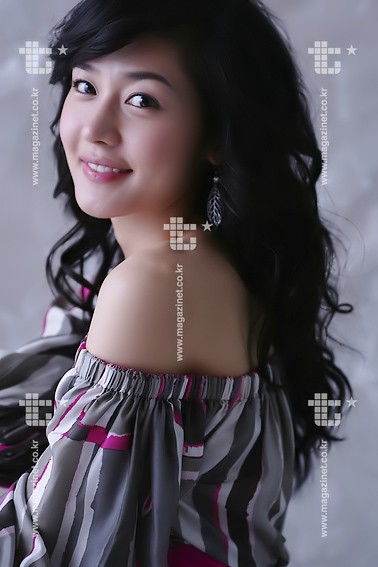 Sung Yu-Ri fotoğrafı