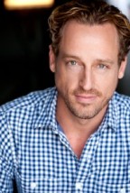 Josh Adamson fotoğrafı