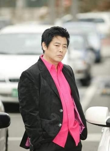 Sung Dong-il fotoğrafı