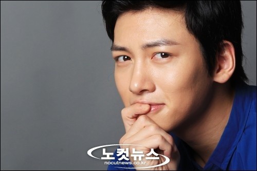 Ji Chang-wook Fotoğrafı