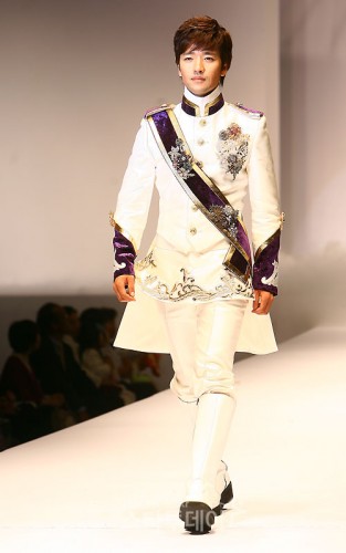 Bae Soo-bin Fotoğrafı